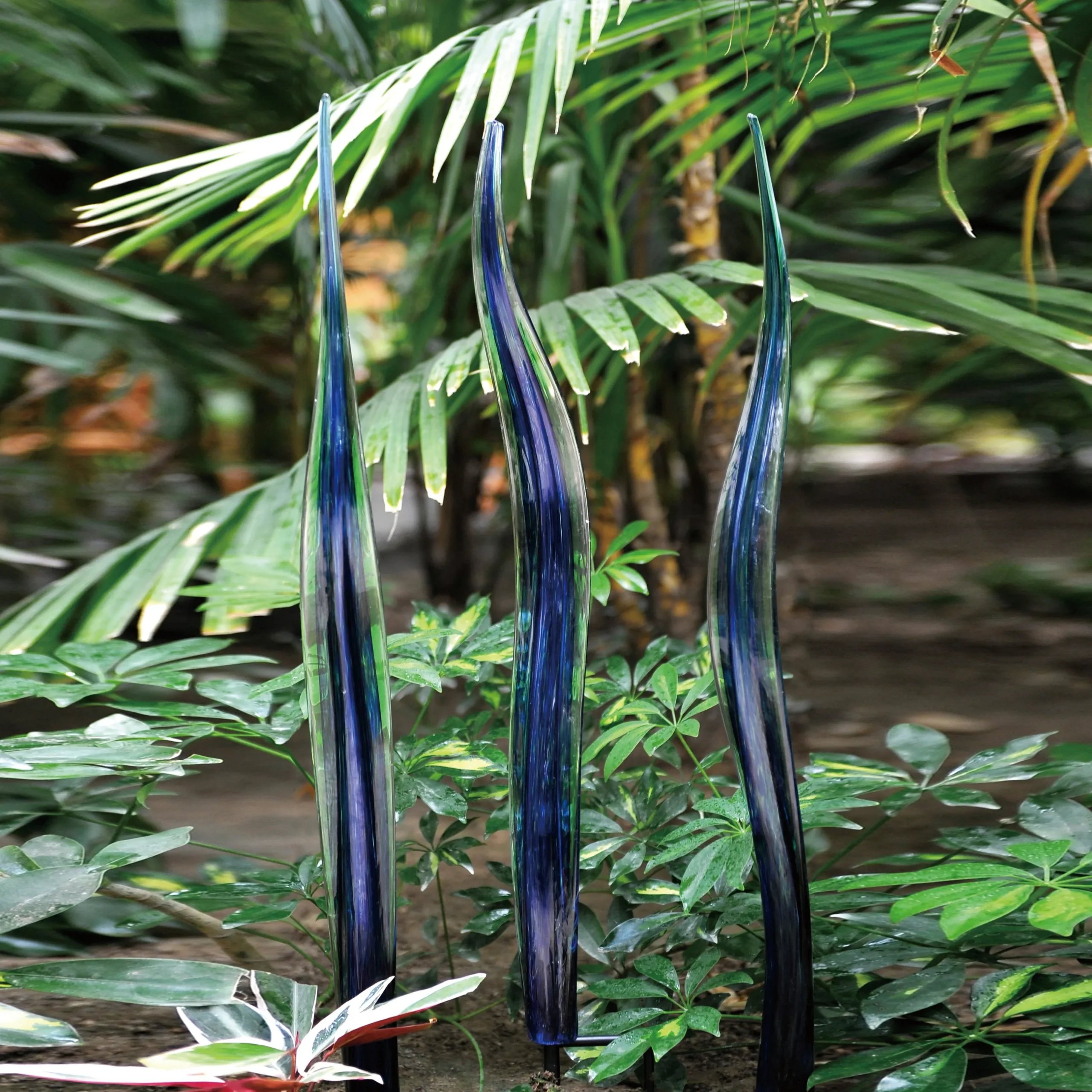 Viz Glass G030-BG-3 Blown Glass Garden Art Water Grass