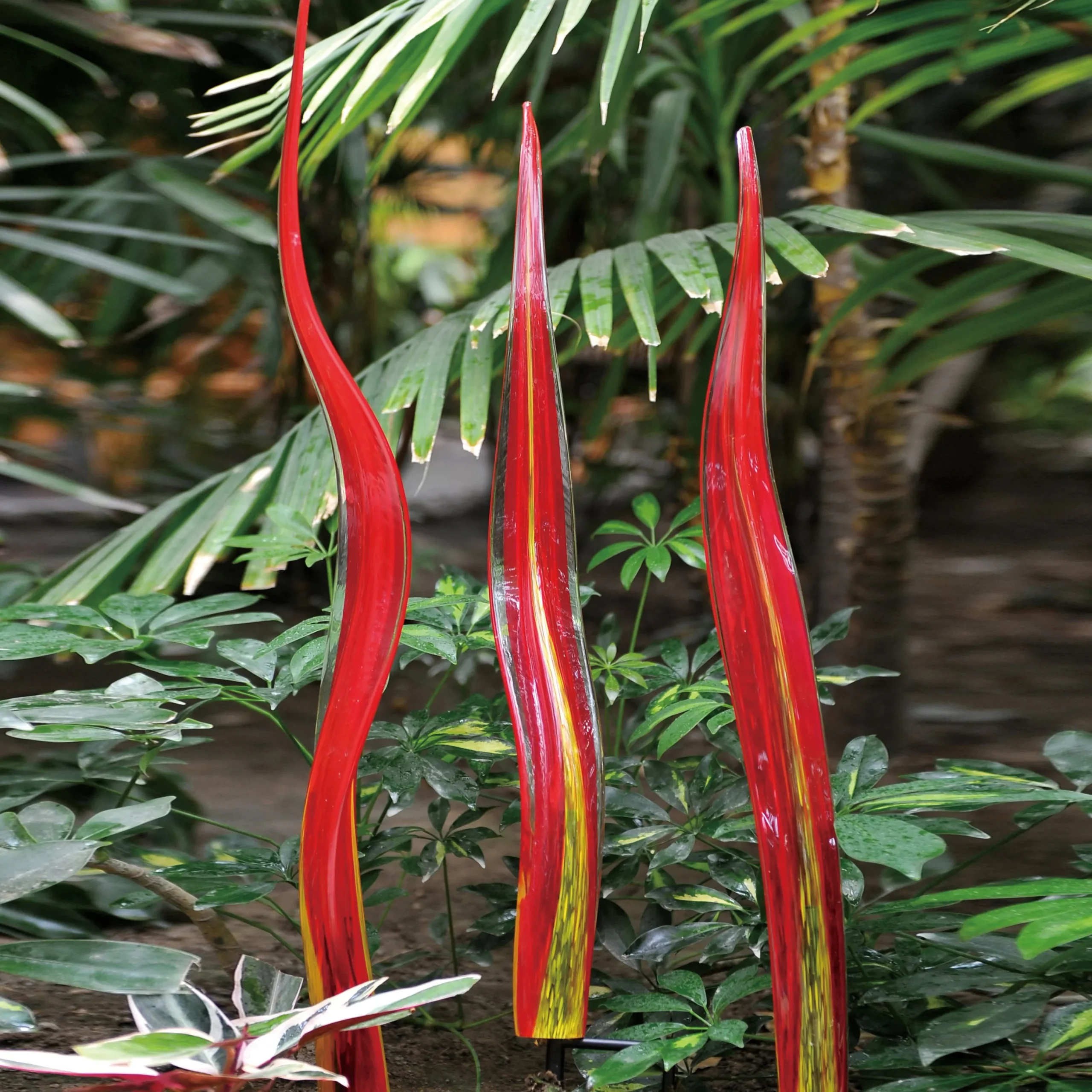 Viz Glass G030-RY-3 Blown Glass Garden Art Water Grass